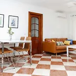 Piso En Barrio Tradicional Malagueno